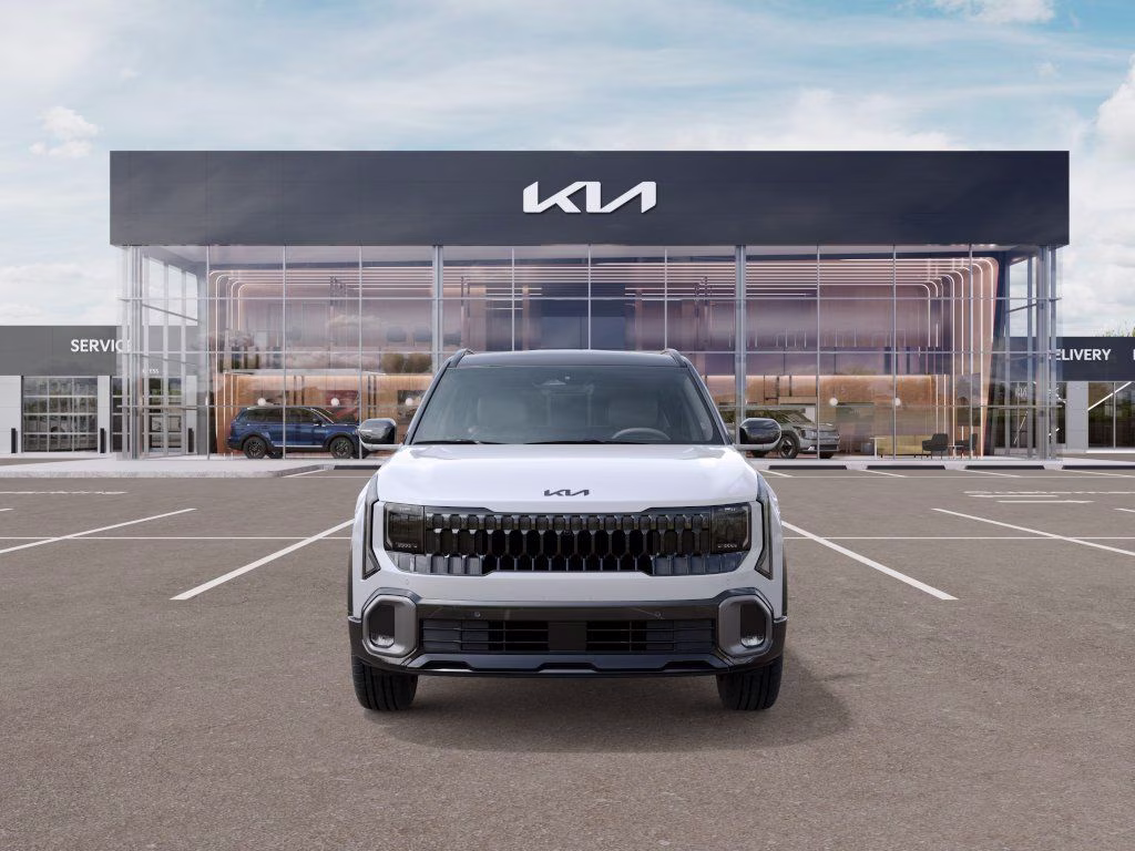 2027 Snow White Pearl Kia Seltos X-Line S AWD SUV