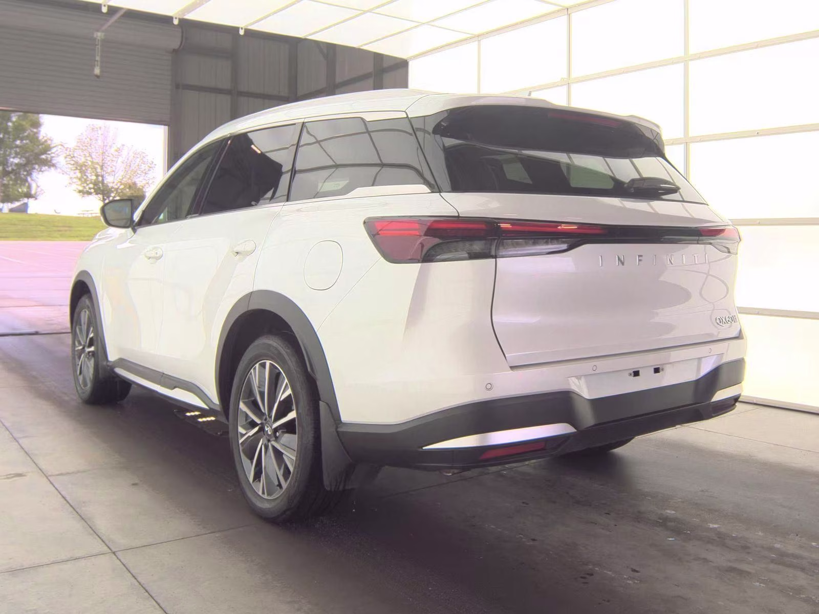 2026 White INFINITI QX60 LUXE AWD SUV