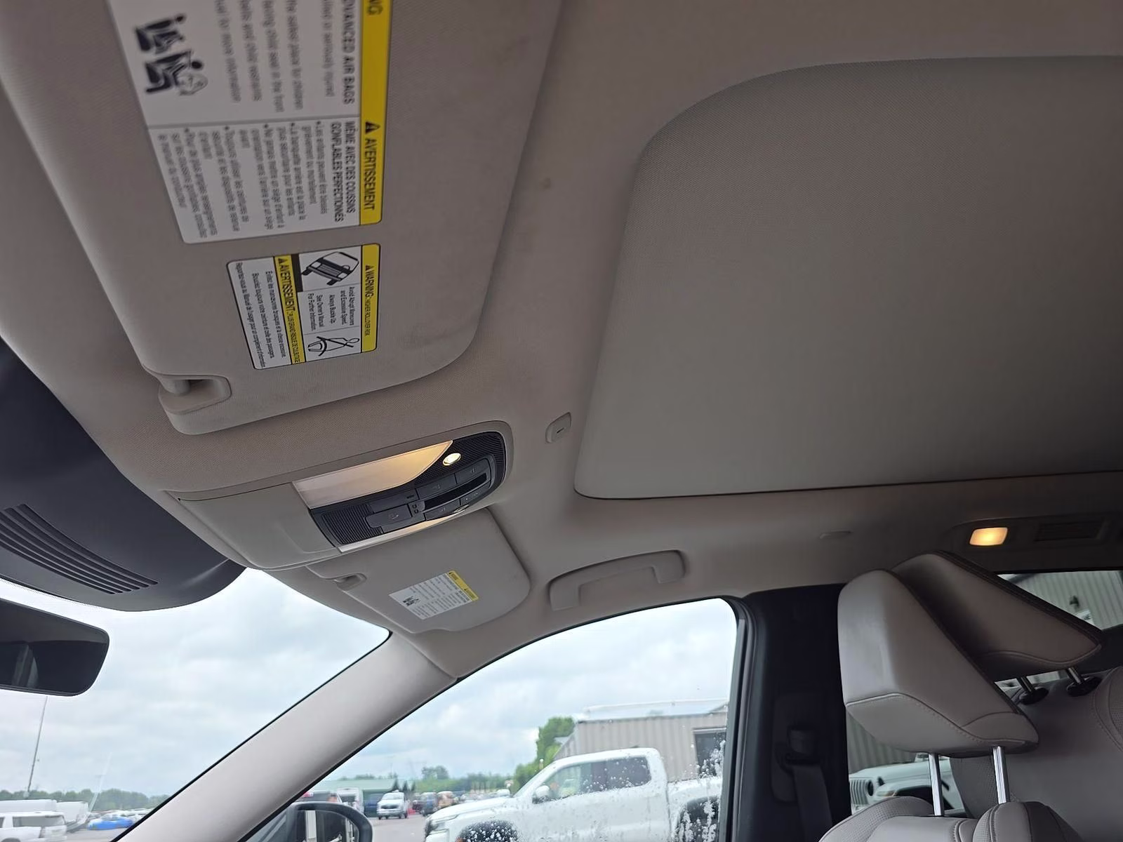 2026 White INFINITI QX60 LUXE AWD SUV