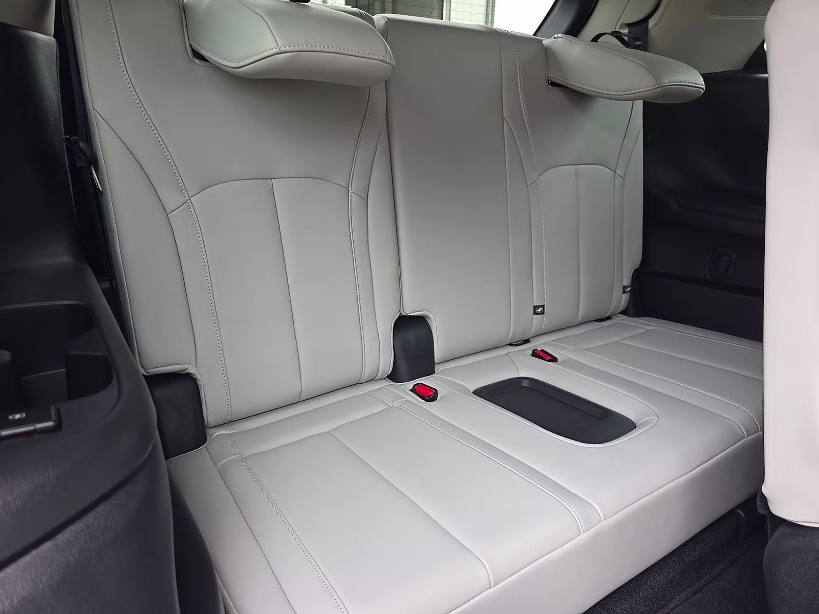 2026 White INFINITI QX60 LUXE AWD SUV