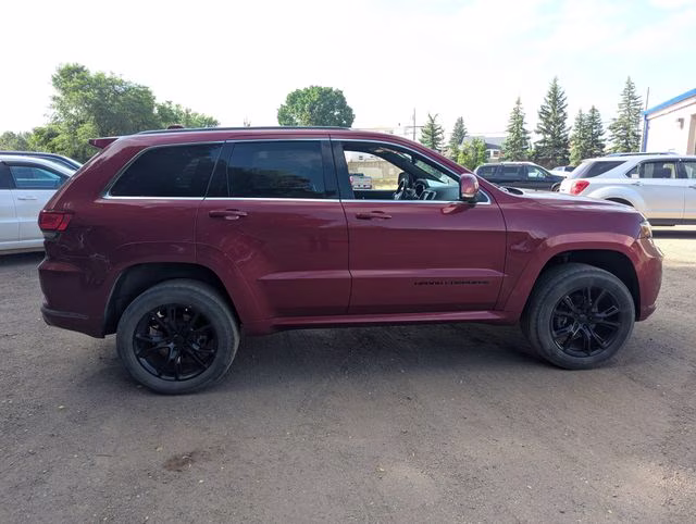 2015 Deep Cherry Red Crystal Pearlcoat Jeep Grand Cherokee Overland 4X4 SUV