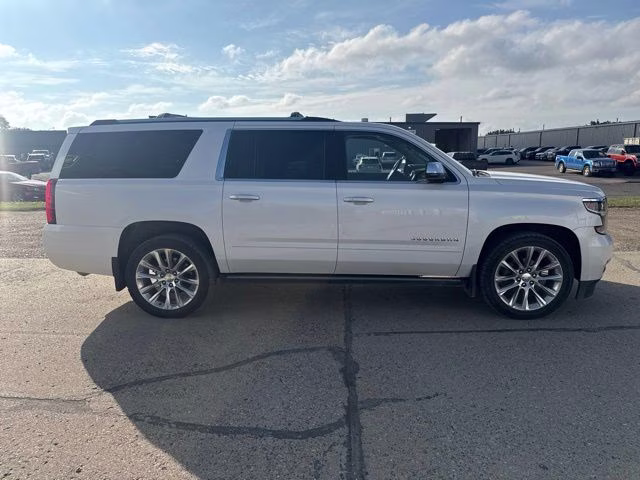 2019 Iridescent Pearl Tricoat Chevrolet Suburban Premier 4X4 SUV