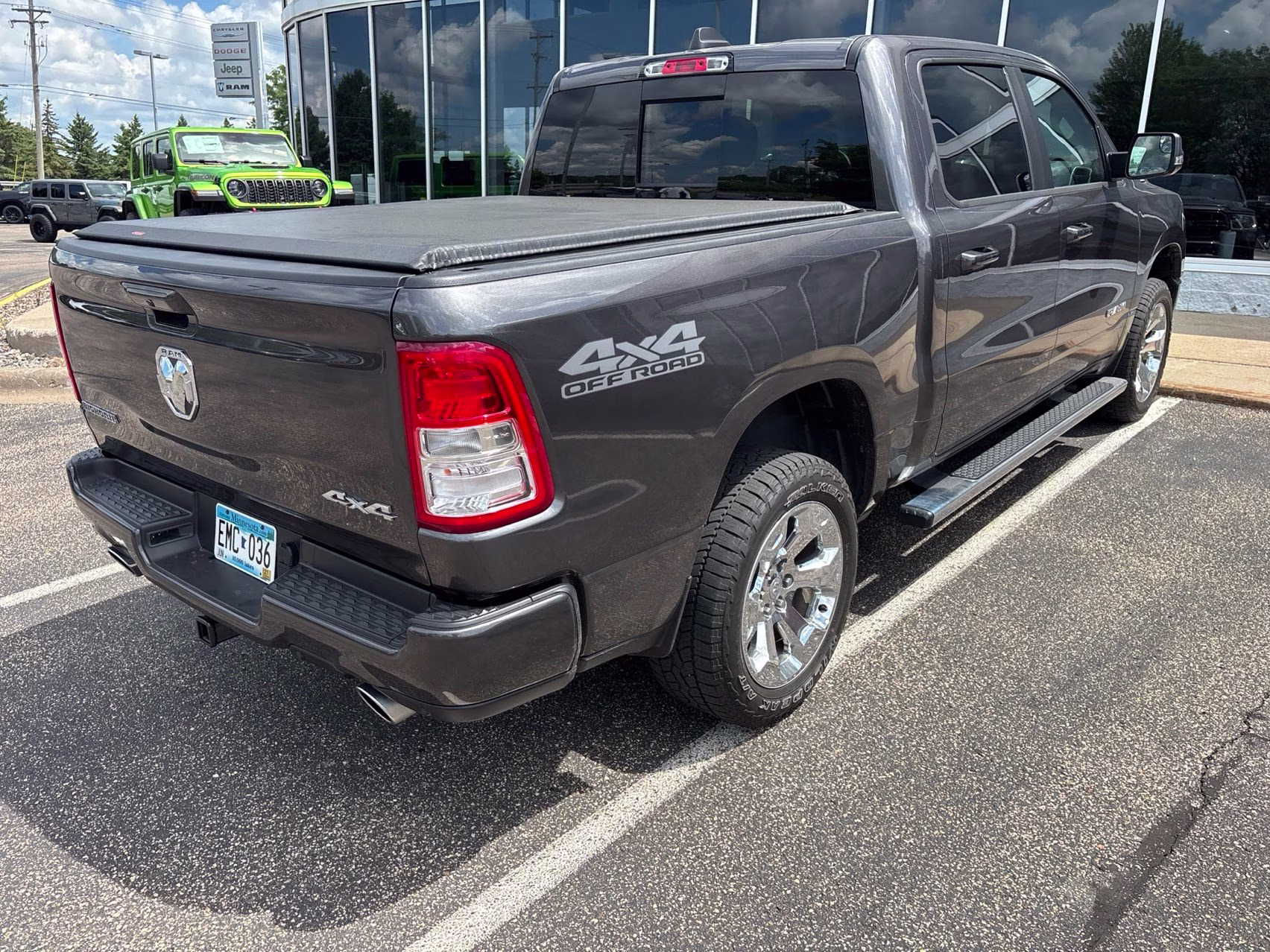2020 Granite Crystal Metallic Clearcoat Ram 1500 Big Horn/Lone Star 4X4 Truck