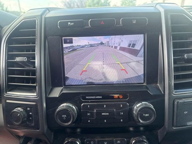 2020 Silver Ford Super Duty F-250 SRW XLT 4X4 Truck