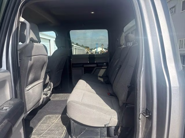 2020 Silver Ford Super Duty F-250 SRW XLT 4X4 Truck