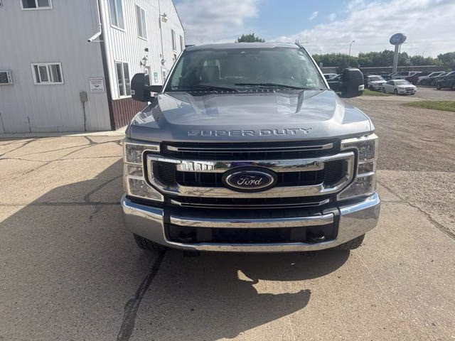 2020 Silver Ford Super Duty F-250 SRW XLT 4X4 Truck