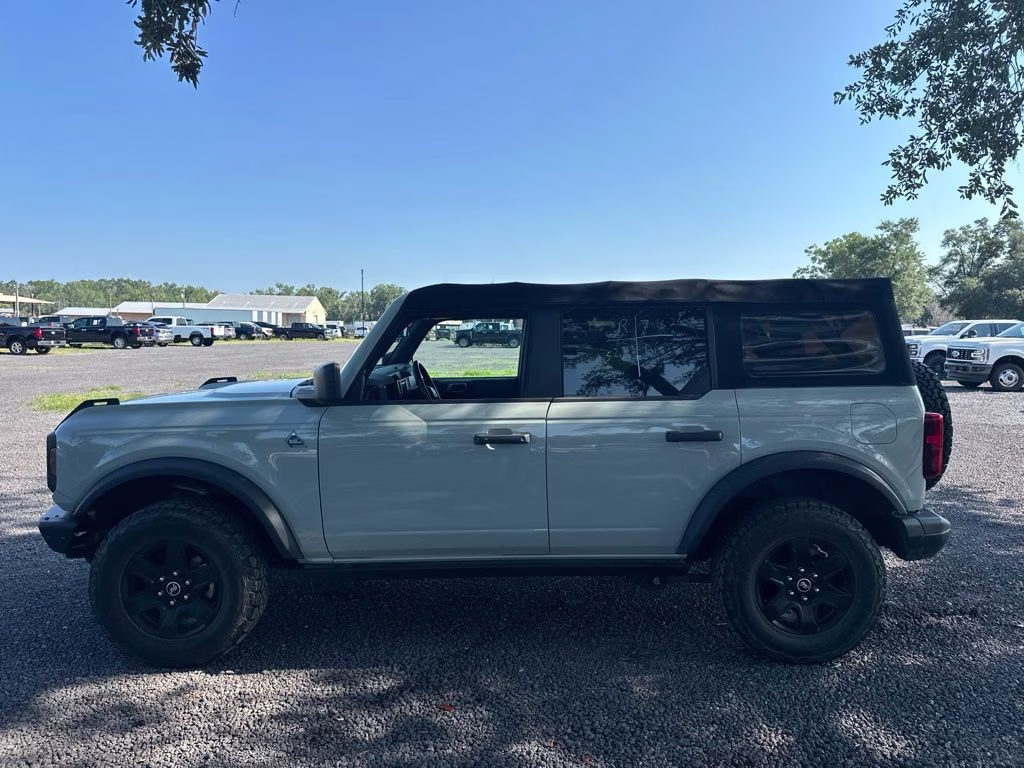 2021 Cactus Ford Bronco Black Diamond 4X4 SUV