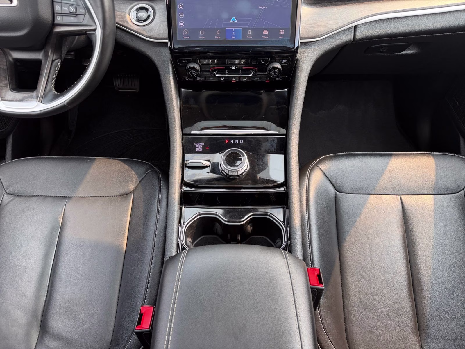 2022 Velvet Red Pearlcoat Jeep Grand Cherokee L Limited 4X4 SUV