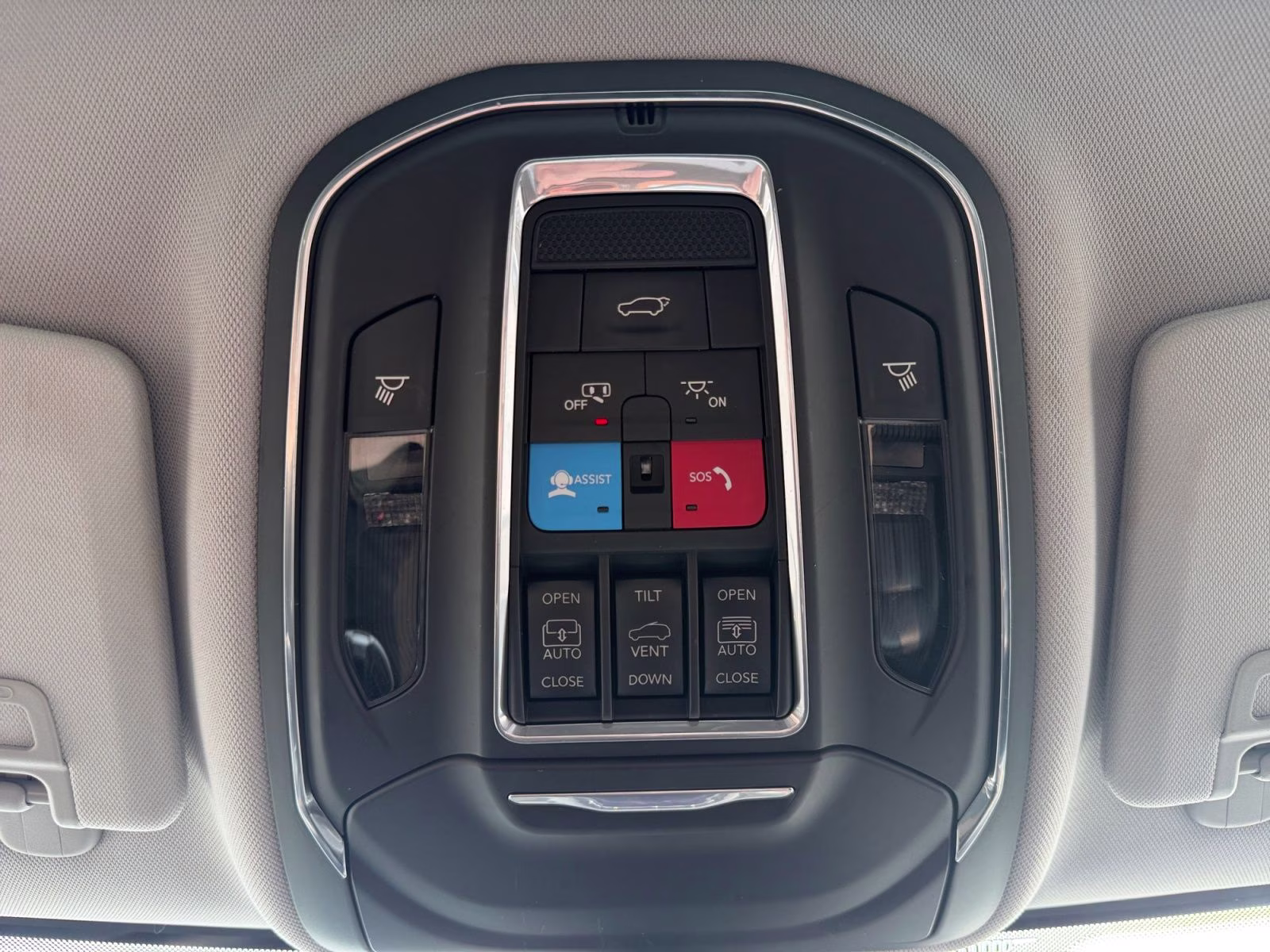 2022 Velvet Red Pearlcoat Jeep Grand Cherokee L Limited 4X4 SUV