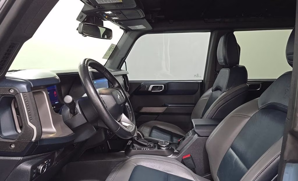 2022 Blue Ford Bronco Outer Banks 4X4 SUV
