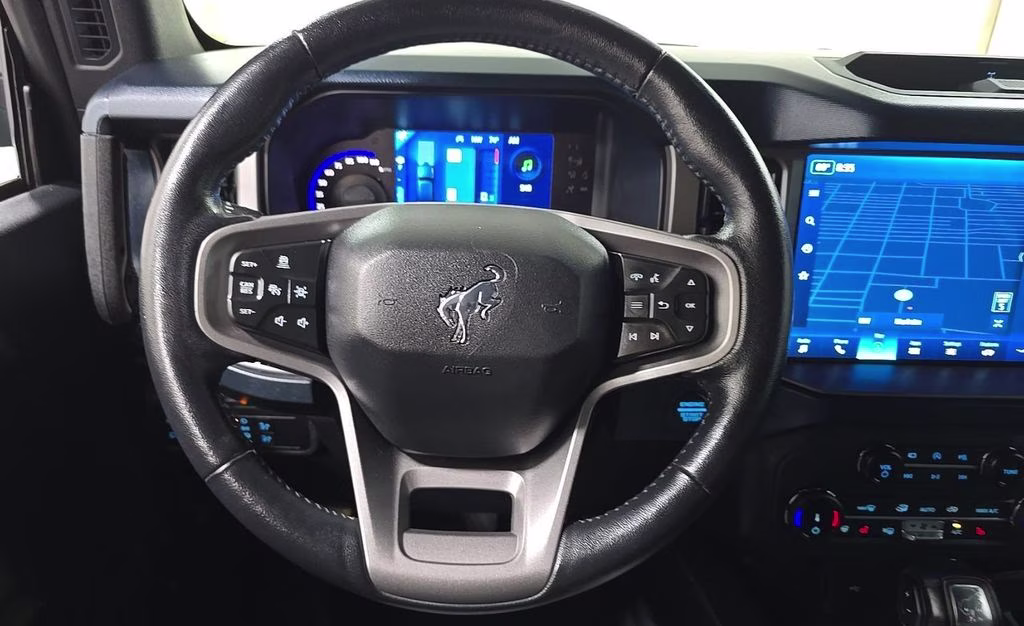 2022 Blue Ford Bronco Outer Banks 4X4 SUV