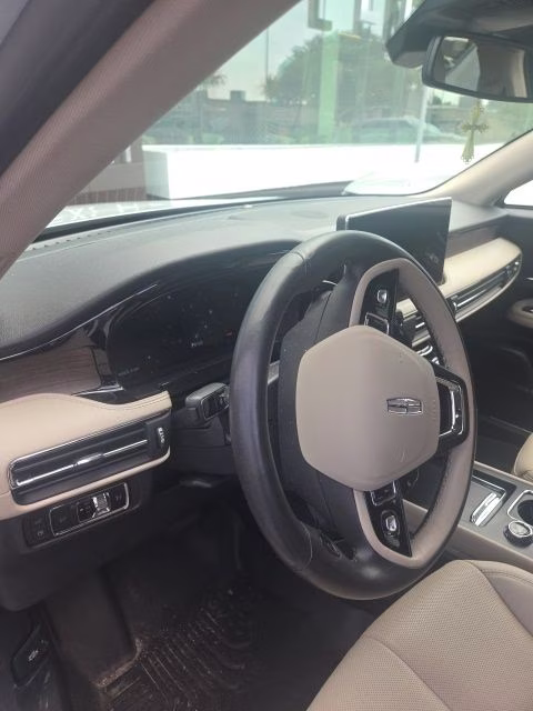 2025 Crystal White Lincoln Corsair Plug-In Hybrid Grand Touring AWD SUV