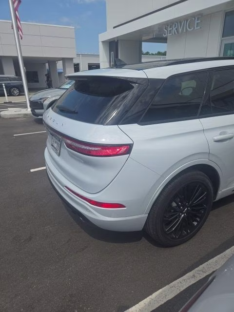 2025 Crystal White Lincoln Corsair Plug-In Hybrid Grand Touring AWD SUV