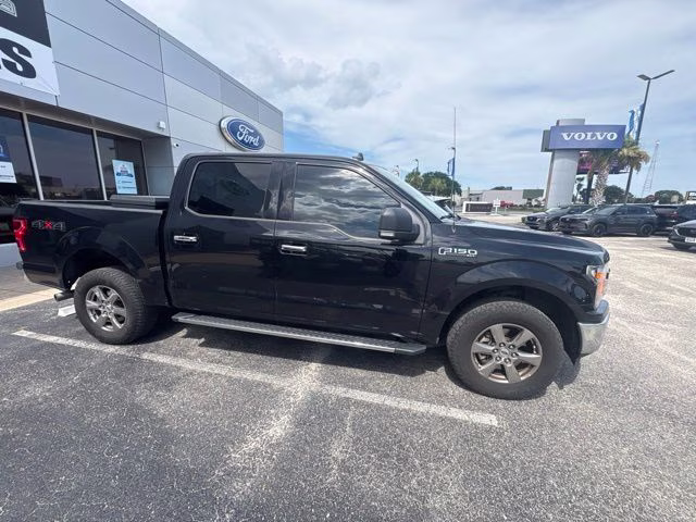 2020 Black Ford F-150 XLT 4X4 Truck