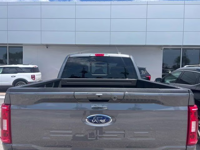2023 Carbonized Gray Metallic Ford F-150 XLT 4X4 Truck
