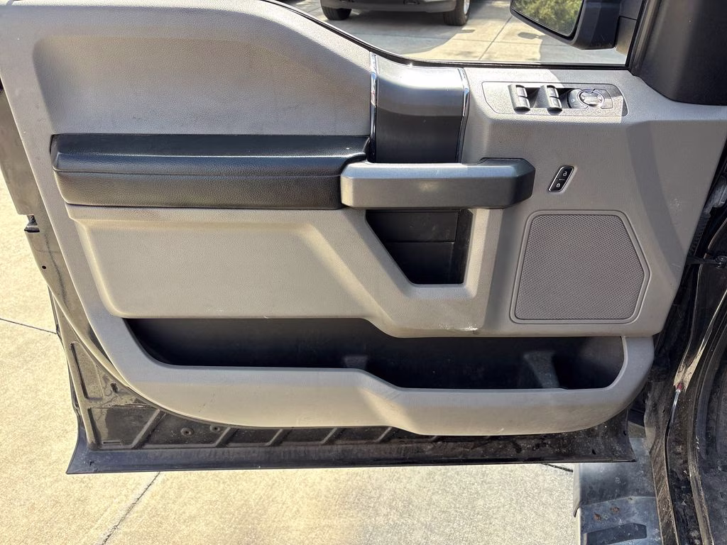 2018 Black Ford F-150 XLT 4X4 Truck