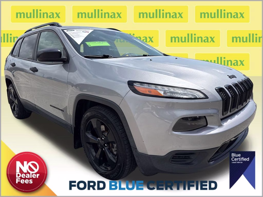 2017 Billet Silver Metallic Clearcoat Jeep Cherokee Sport FWD SUV