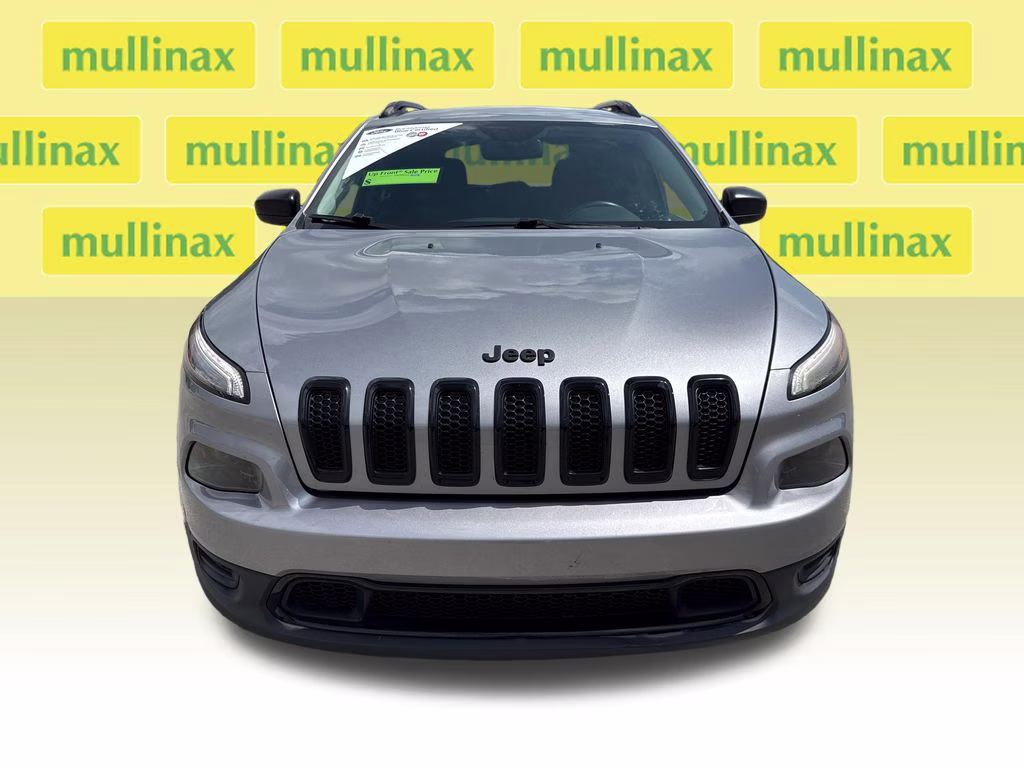 2017 Billet Silver Metallic Clearcoat Jeep Cherokee Sport FWD SUV