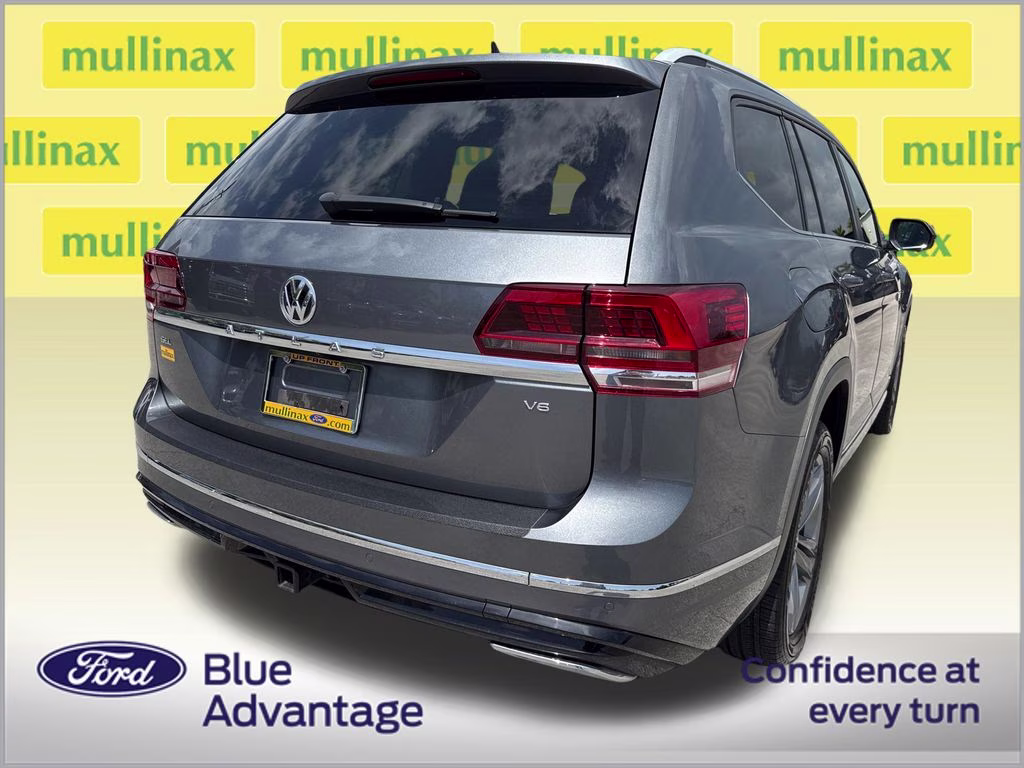 2019 Platinum Gray Metallic Volkswagen Atlas 3.6L V6 SEL R-Line FWD SUV