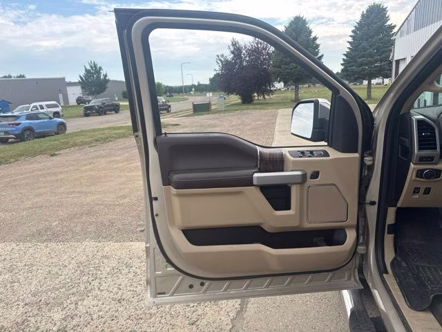 2018 White Gold Ford F-150 Lariat 4X4 Truck
