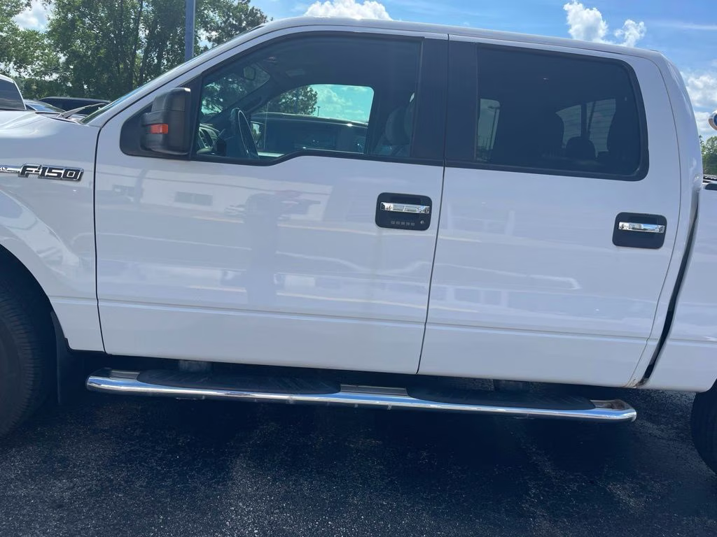 2014 Oxford White Ford F-150 XLT Plus w/Convenience Pkg 4X4 Truck