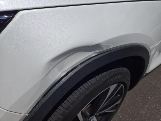 2021 White Volvo XC40 R-Design AWD SUV
