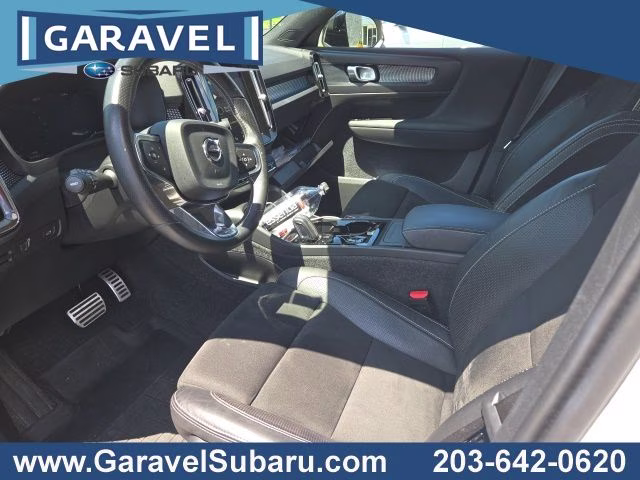 2021 White Volvo XC40 R-Design AWD SUV