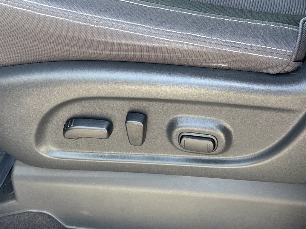 2021 Gun Metallic Nissan Titan SV RWD Truck
