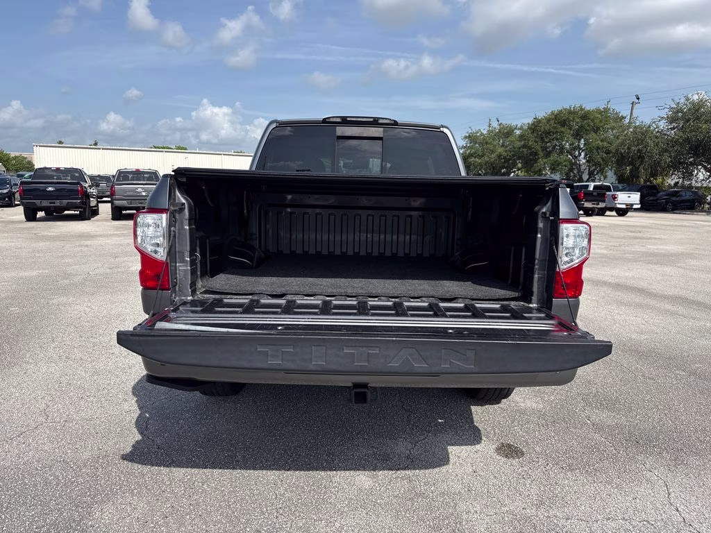 2021 Gun Metallic Nissan Titan SV RWD Truck