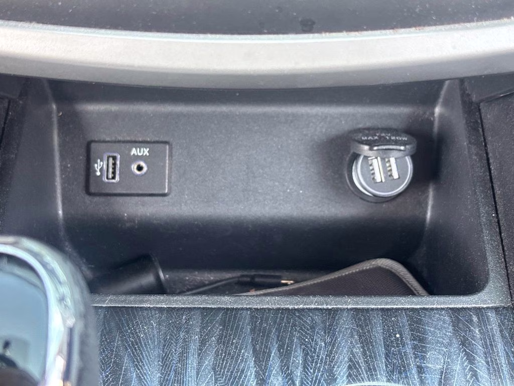 2017 Super Black Nissan Altima 2.5 SL FWD Sedan