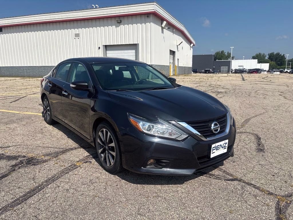 2017 Super Black Nissan Altima 2.5 SL FWD Sedan