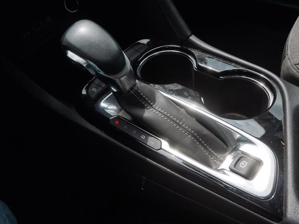 2023 Ebony Twilight Metallic Buick Encore GX Preferred w/ FWD FWD SUV