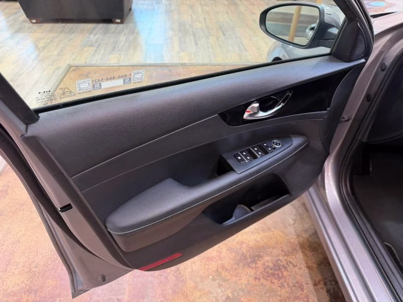2024 Kia Forte GT-Line Sedan 4D FWD