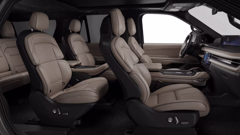 2027 Chroma Caviar Dark Gray Metallic Clearcoat Lincoln Navigator Black Label L 4X4 SUV