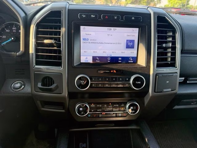 2021 Agate Black Metallic Ford Expedition XLT 4X4 SUV