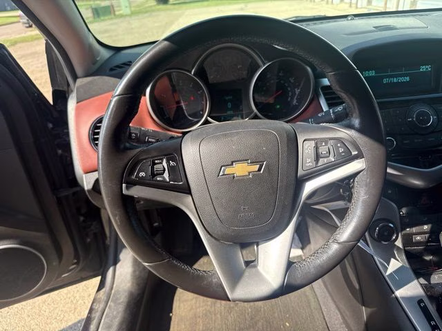 2011 Black Granite Metallic Chevrolet Cruze 2LT FWD Sedan