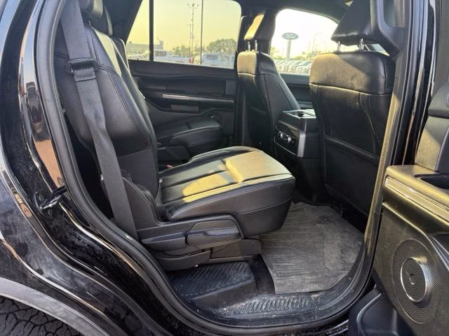 2021 Agate Black Metallic Ford Expedition XLT 4X4 SUV