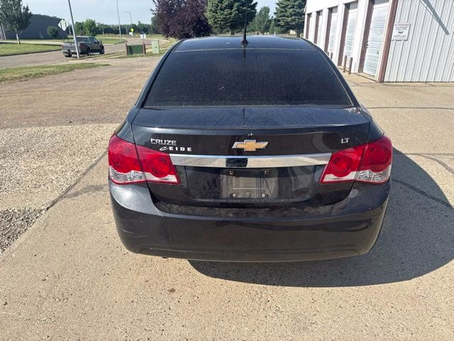 2011 Black Granite Metallic Chevrolet Cruze 2LT FWD Sedan