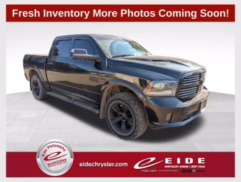 2016 Brilliant Black Crystal Pearlcoat Ram 1500 Sport 4X4 Truck