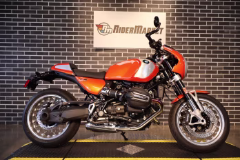 2025 BMW R 12 S Motorcycle