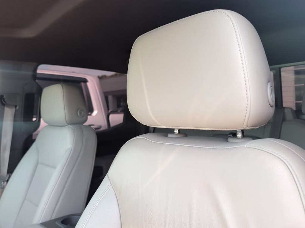2021 Summit White Chevrolet Silverado 1500 RST 4X4 Truck
