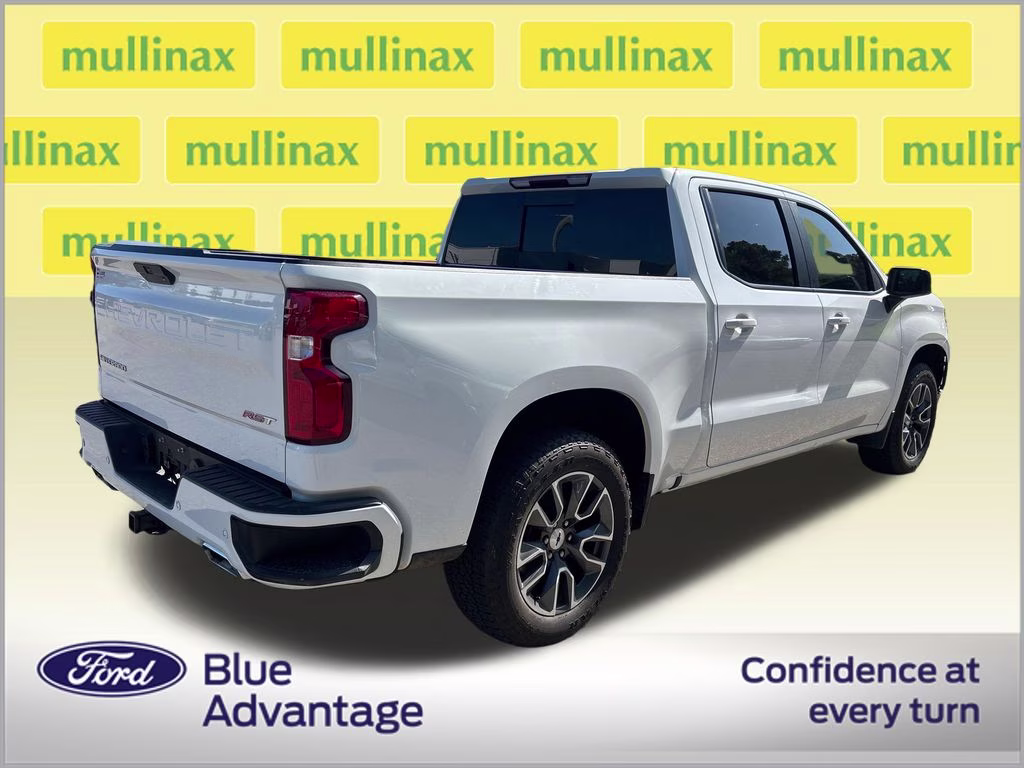 2021 Summit White Chevrolet Silverado 1500 RST 4X4 Truck