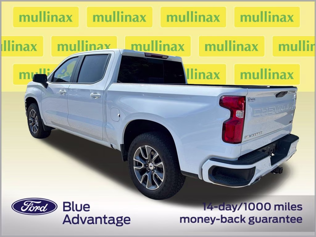 2021 Summit White Chevrolet Silverado 1500 RST 4X4 Truck