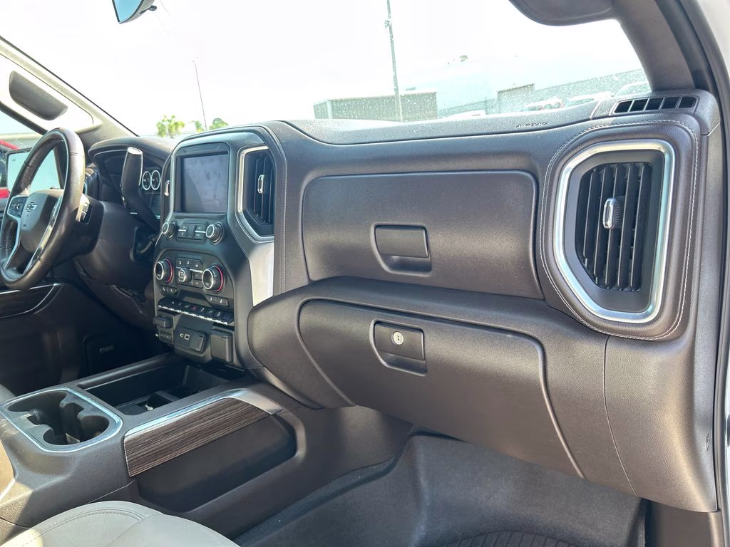 2021 Summit White Chevrolet Silverado 1500 RST 4X4 Truck