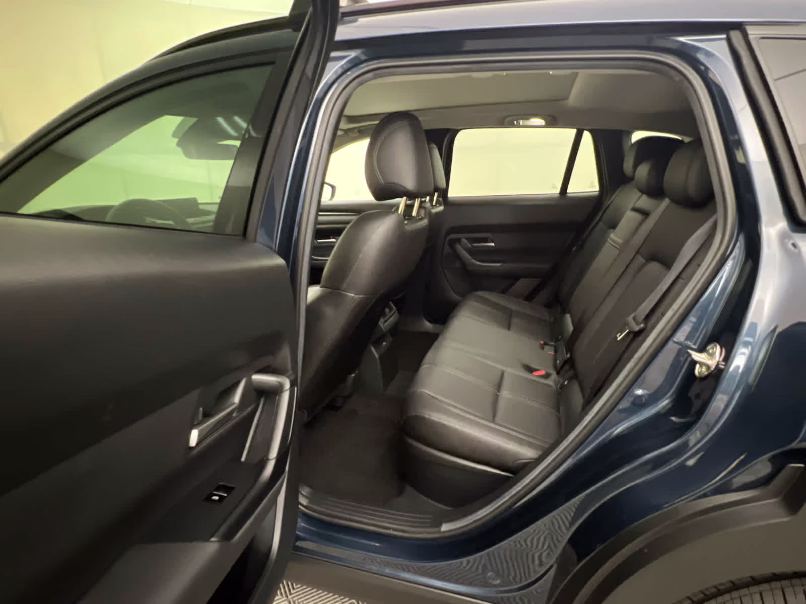 2025 Ingot Blue Metallic Mazda CX-50 Hybrid Premium Package AWD