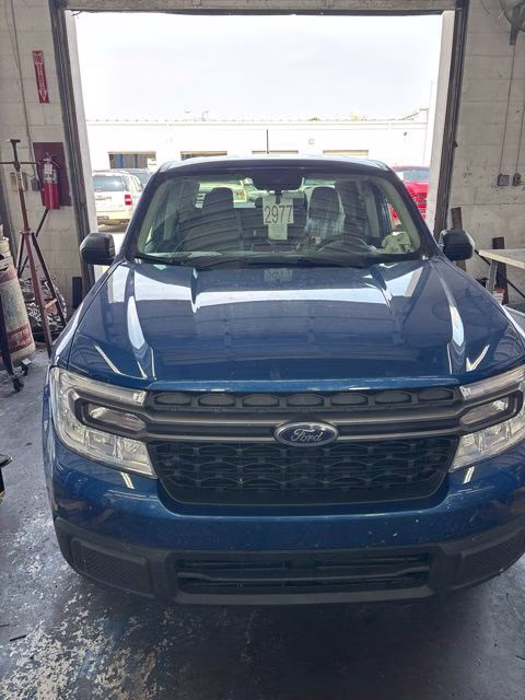 2024 Blue Metallic Ford Maverick XLT FWD Truck