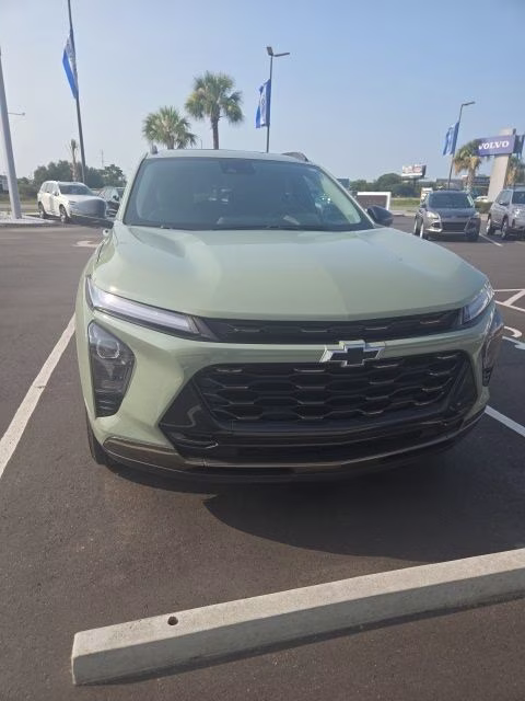 2025 Cacti Green Chevrolet Trax ACTIV FWD SUV