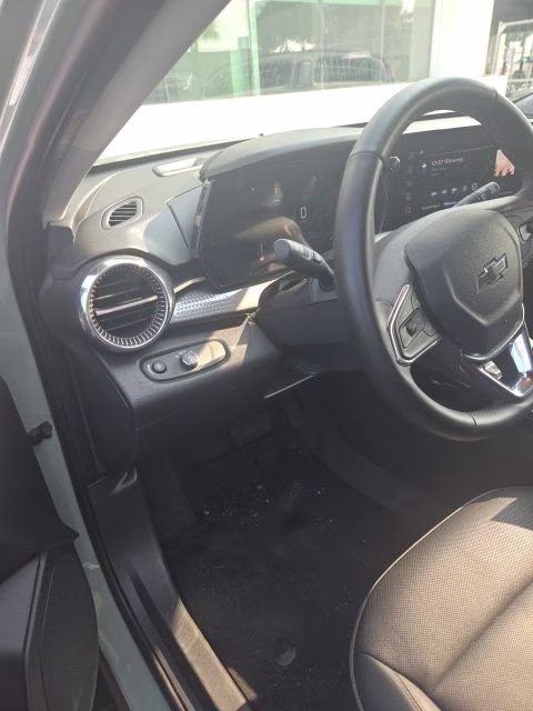 2025 Cacti Green Chevrolet Trax ACTIV FWD SUV