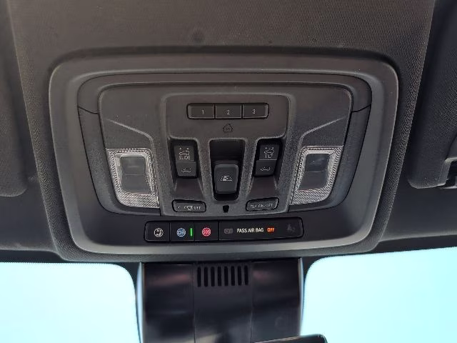 2025 Iridescent Pearl Tricoat Chevrolet Silverado 3500HD High Country 4X4 Truck