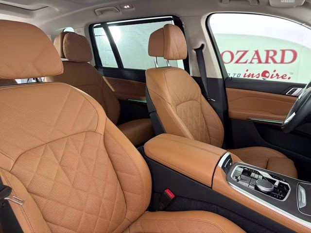 2024 Black Sapphire Metallic BMW X7 xDrive40i AWD SUV